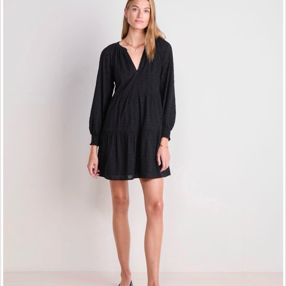 VGUC Vineyard Vines Tessa Dobby Tiered Dress